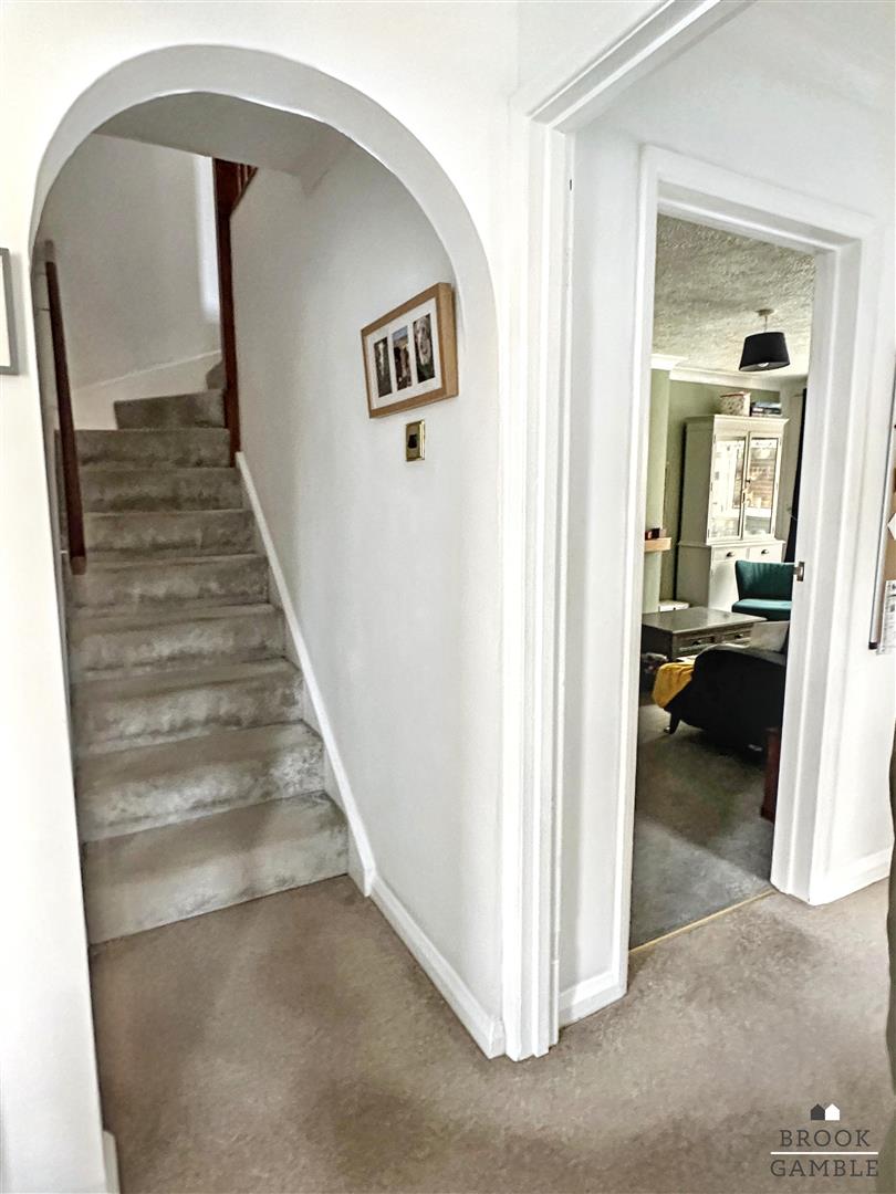 5 Bedroom House. Selmeston Road in Eastbourne,  15